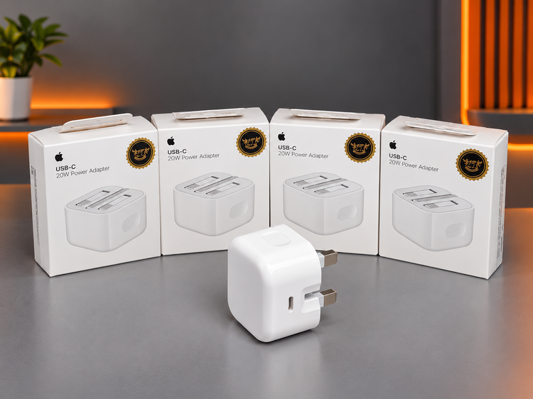 بستهبندی شارژر Apple USB-C 20W Power Adapter
